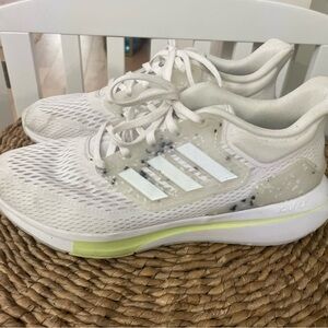 Adidas Bounce Running Shoes